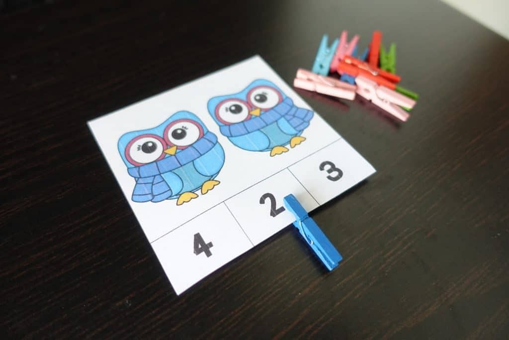 Owl Counting Clip card with clothespin 