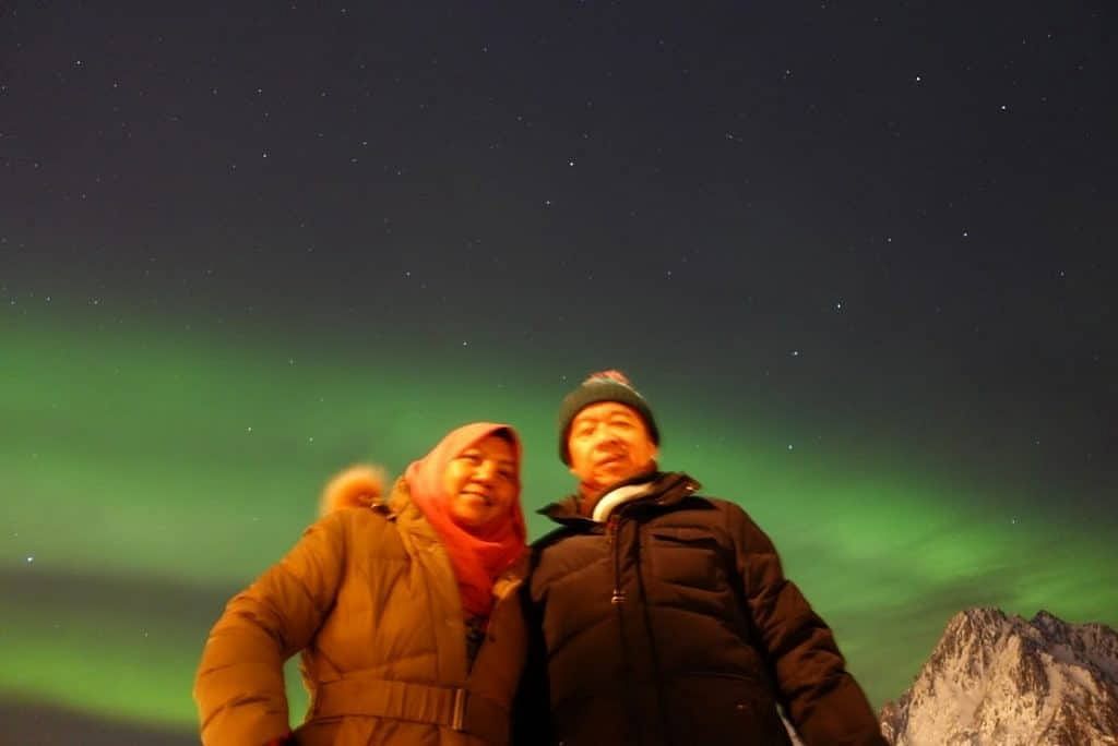 Watching Aurora With Kids From The Warmth of Cabin Hotel 52